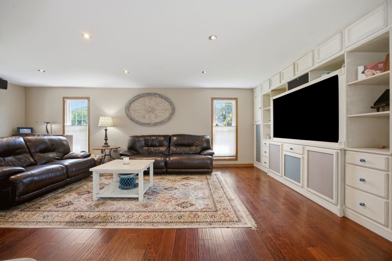 702 Hickory Lane