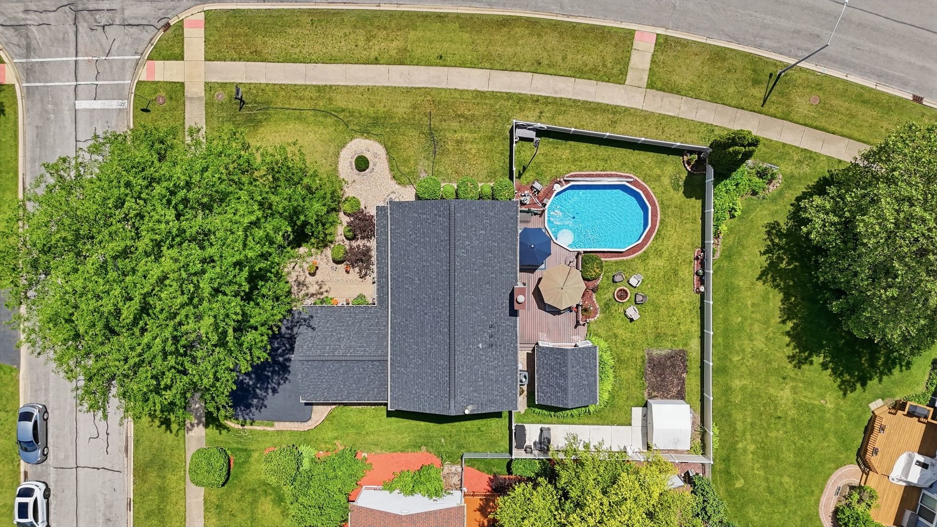 702 Hickory Lane