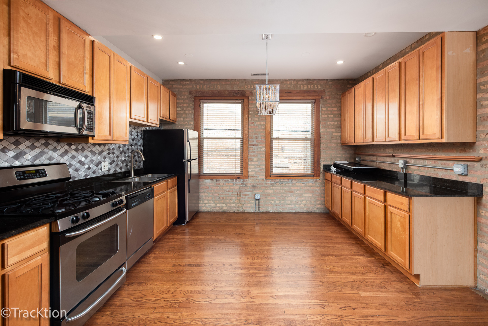 1634 W Columbia Avenue Unit: 1N