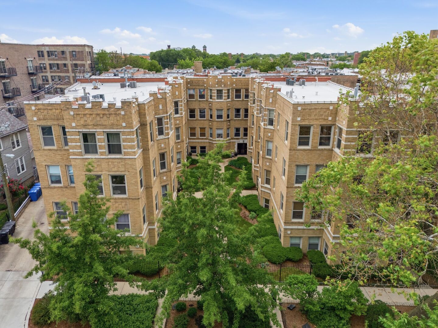 1634 W Columbia Avenue Unit: 1N