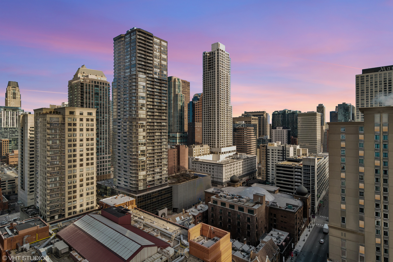 545 N Dearborn Street Unit: 2505