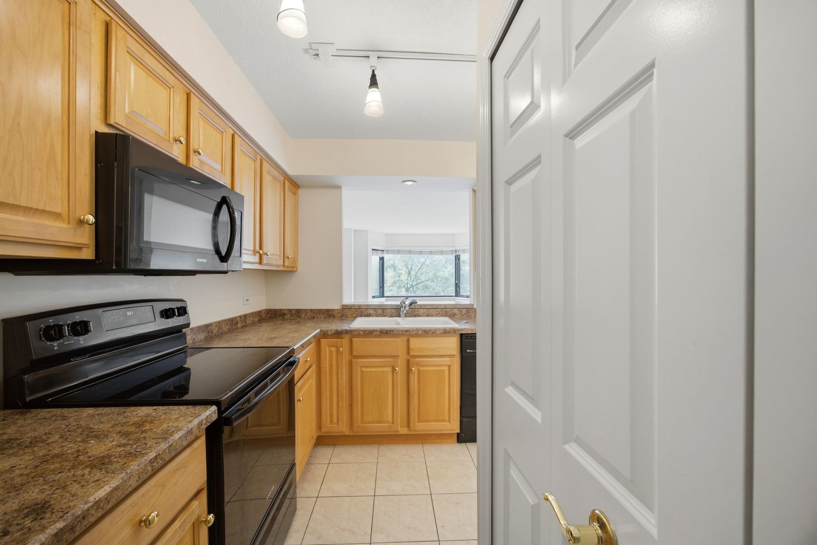 470 Fawell Boulevard Unit: 315