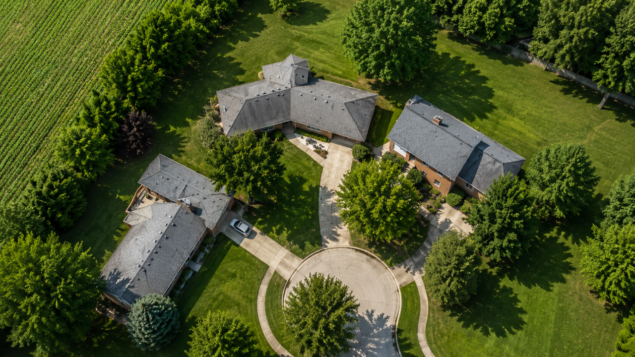 3310 Coventry Court
