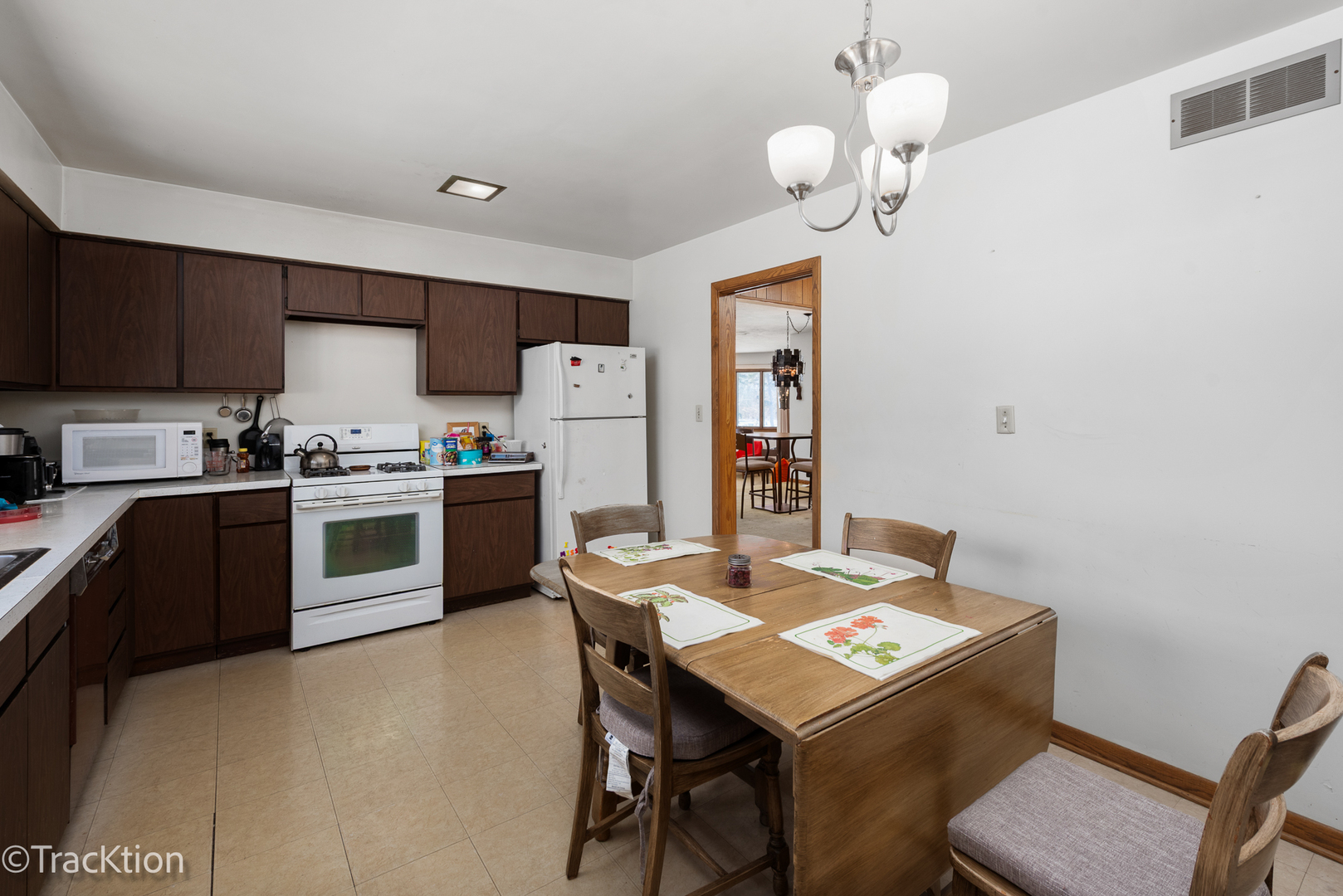 3310 Coventry Court