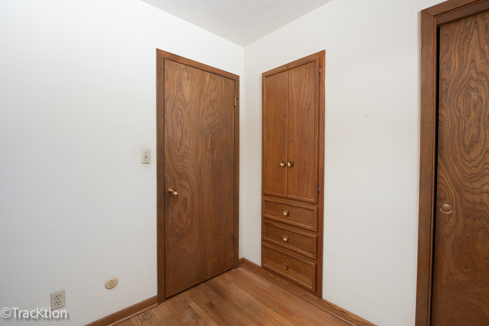3310 Coventry Court