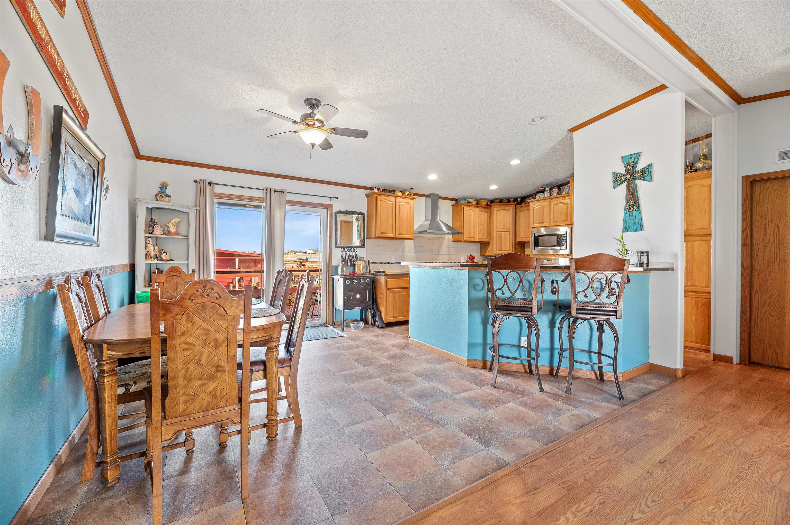 110 E 9th Street