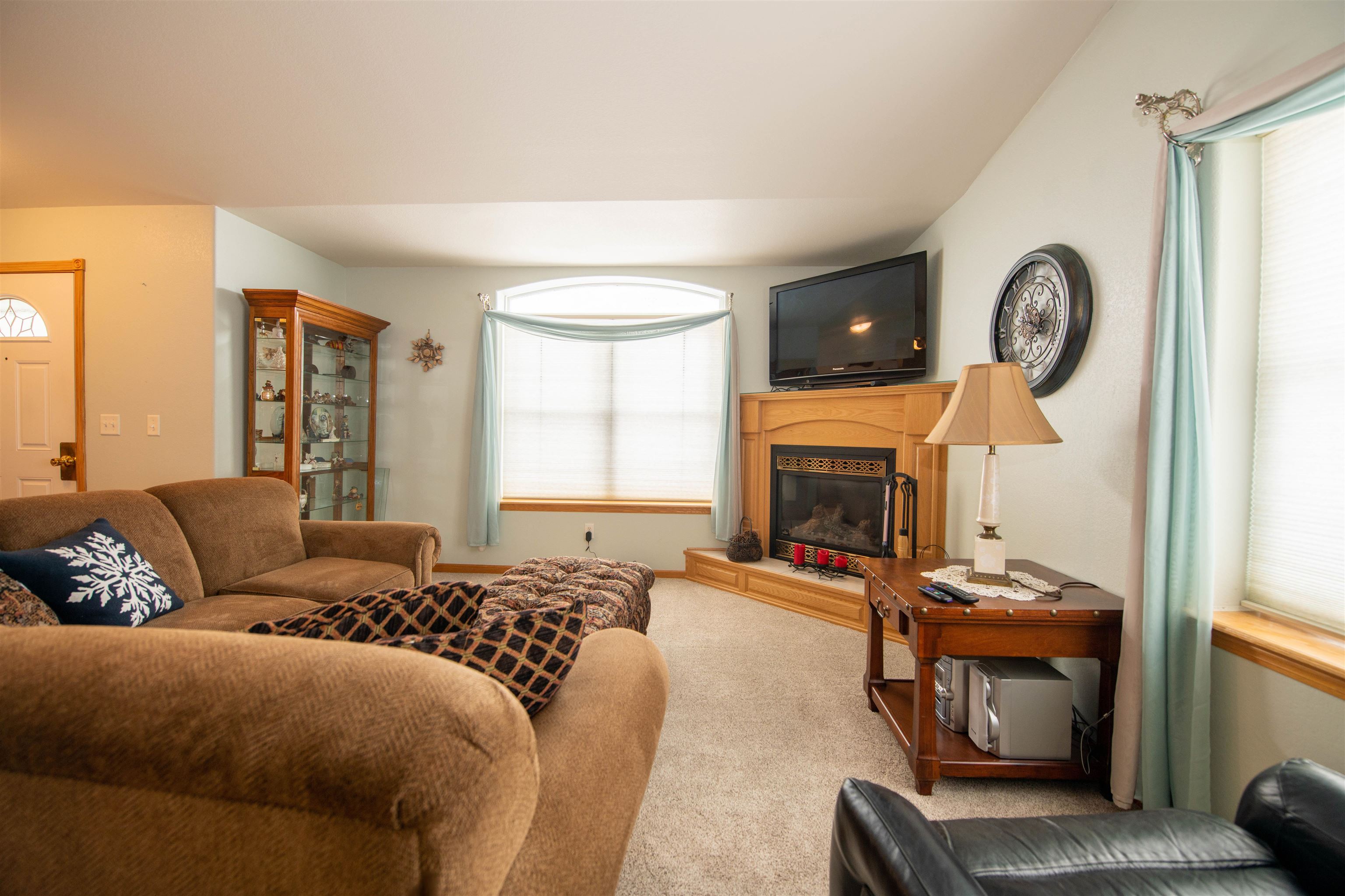 1819 Windmill Drive