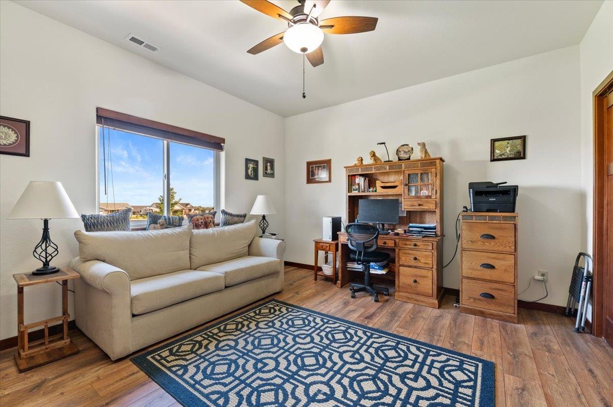 2244 Top Shelf Avenue