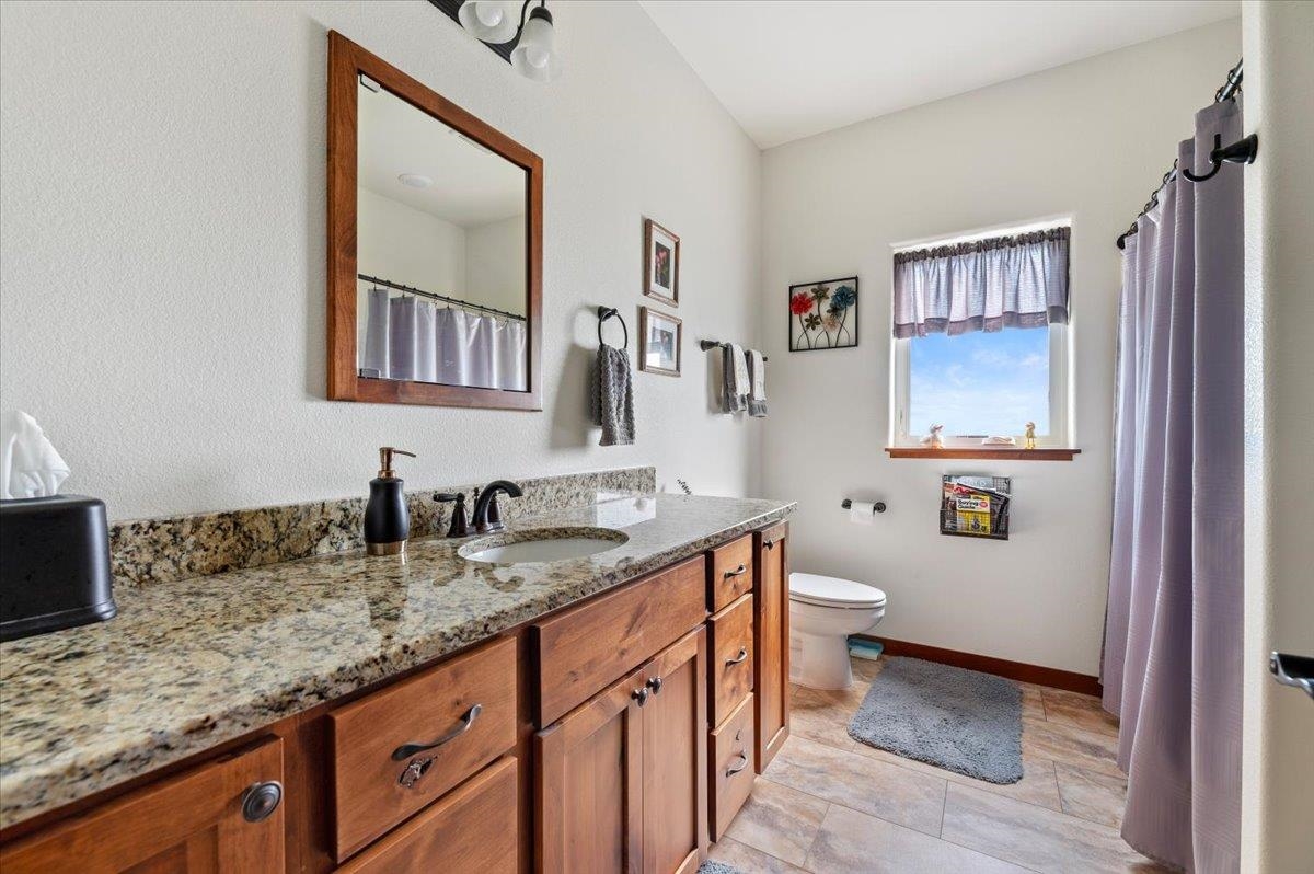 2244 Top Shelf Avenue