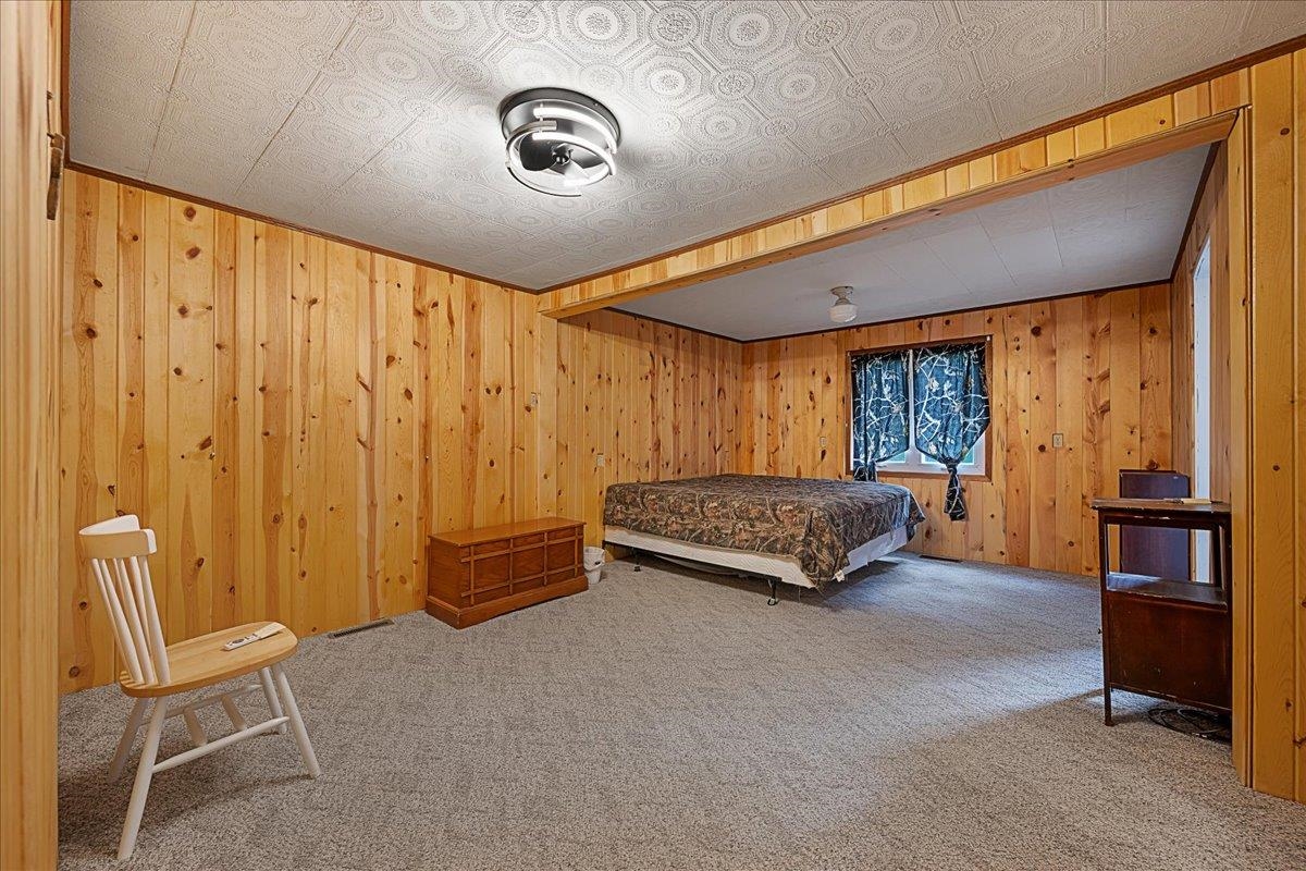 21057 Highway 385