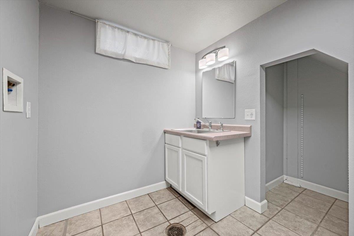222 N 42nd Street