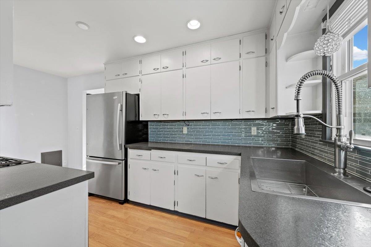 222 N 42nd Street