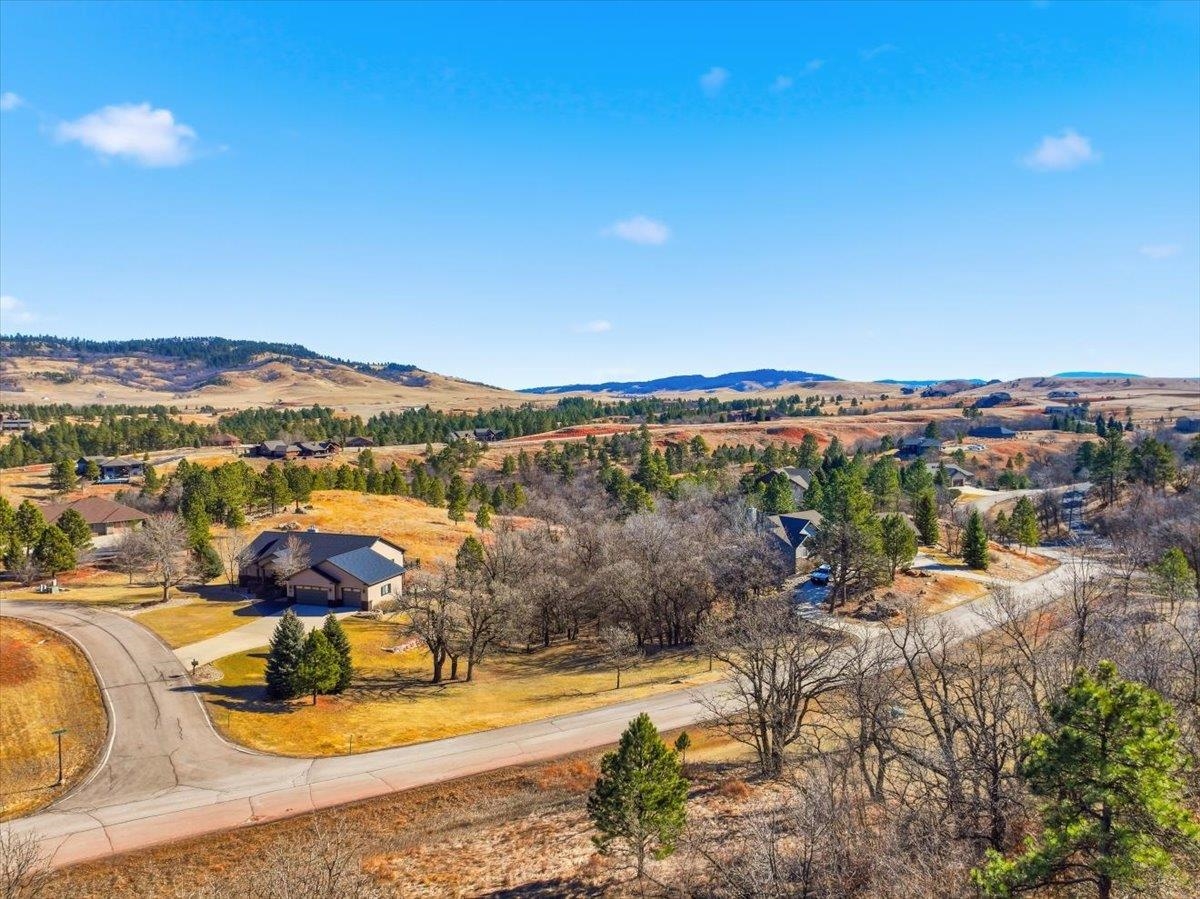 1135 Woodland Drive