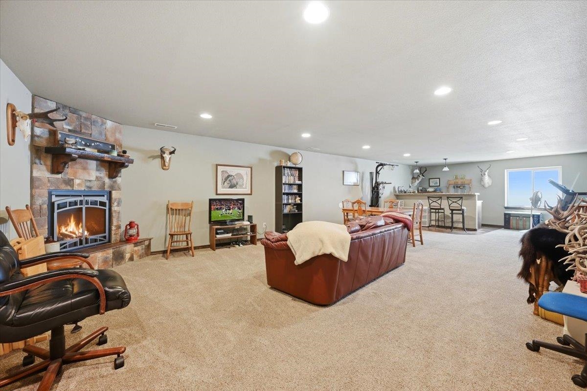 19236 Carriage Circle