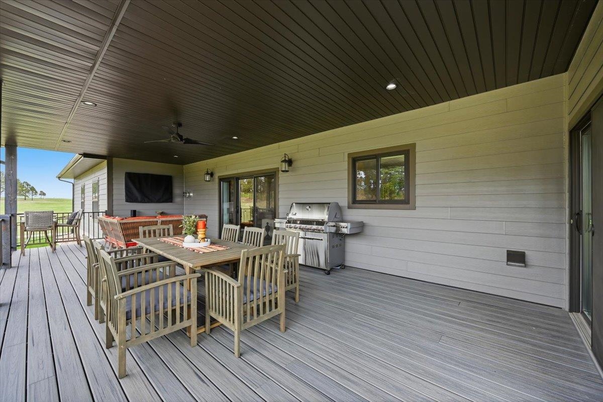 11805 Valley View Circle