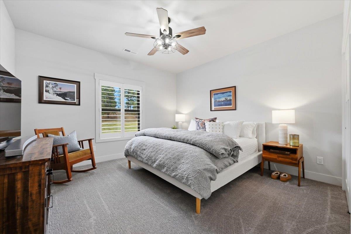 11805 Valley View Circle