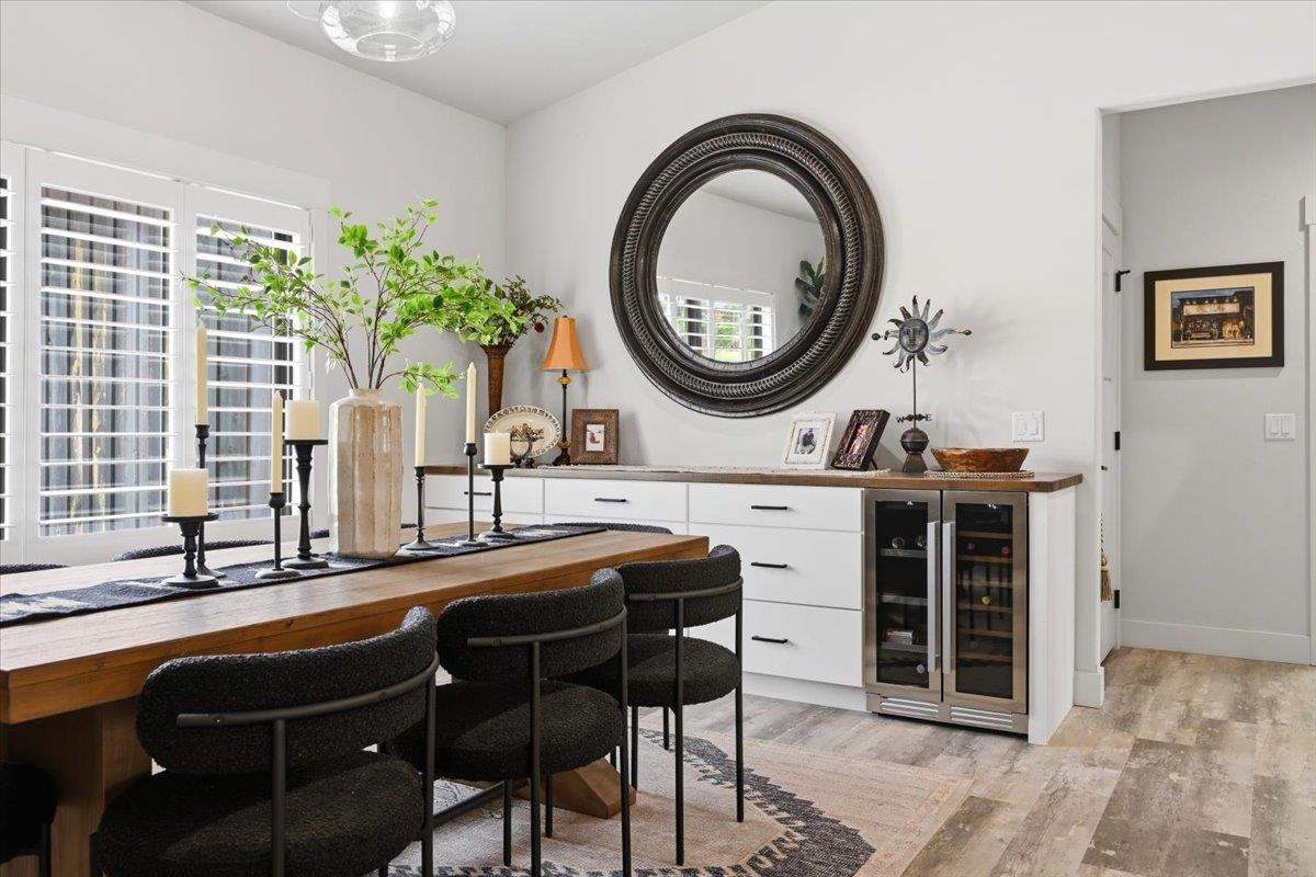 11805 Valley View Circle