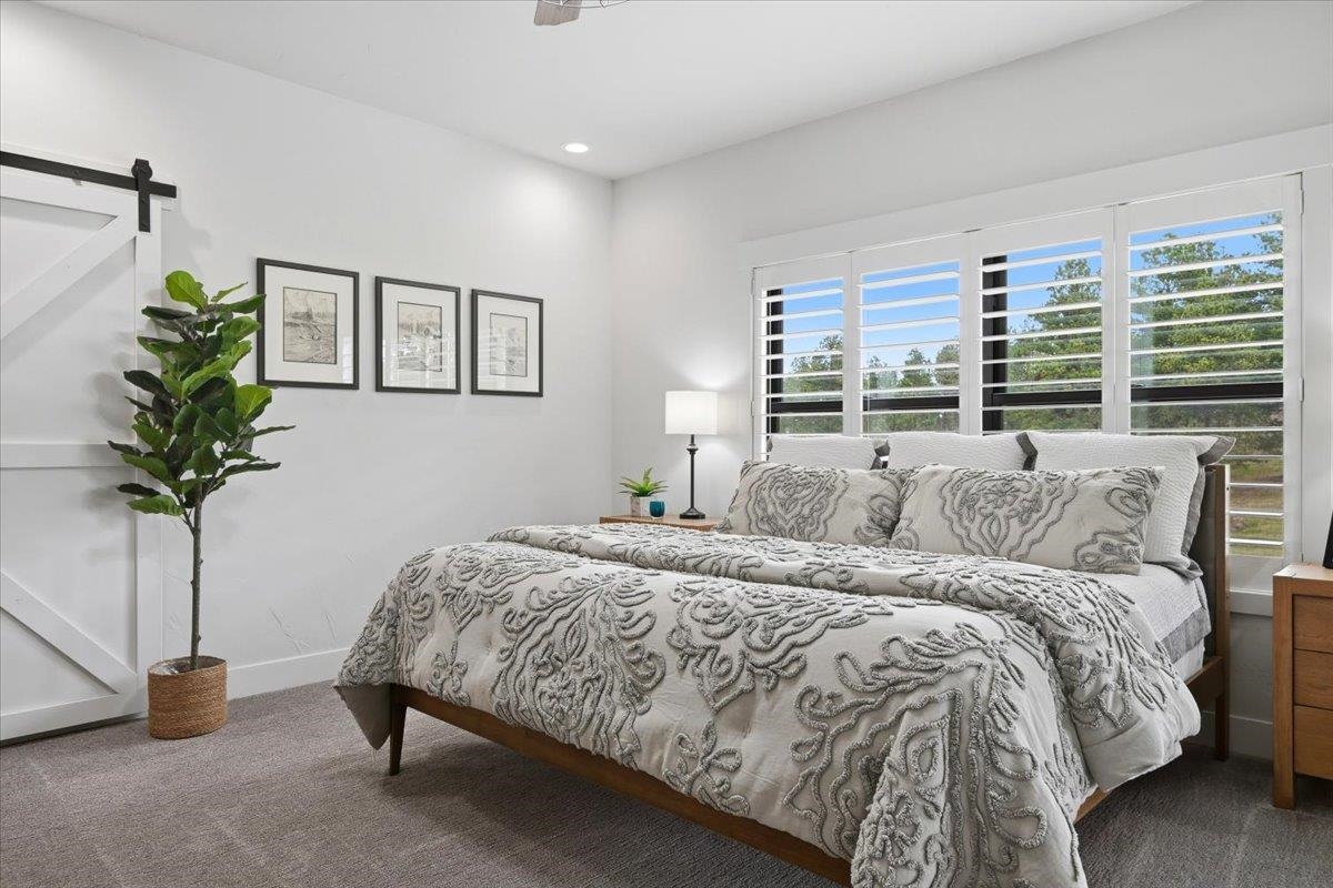 11805 Valley View Circle