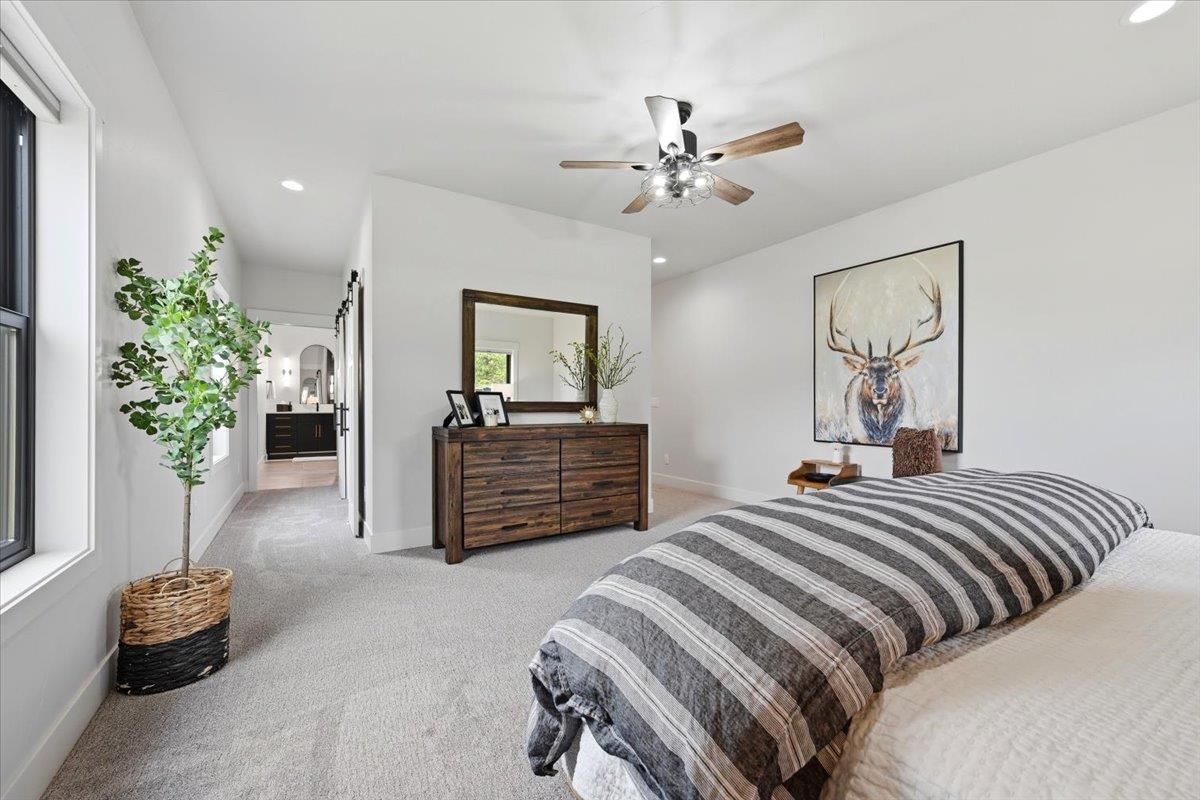 11805 Valley View Circle