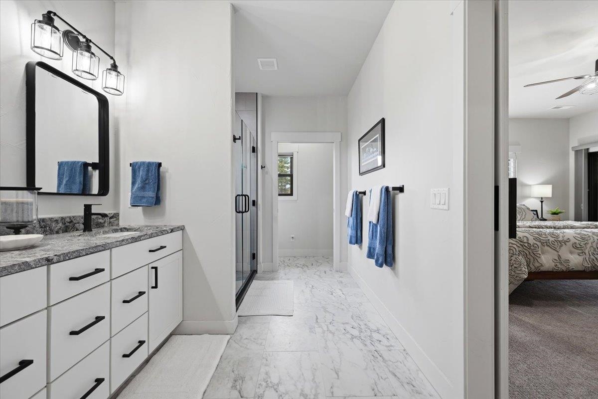 11805 Valley View Circle