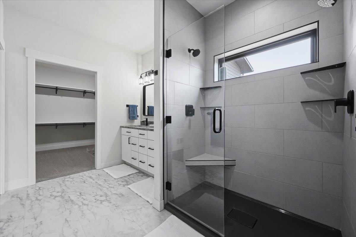 11805 Valley View Circle