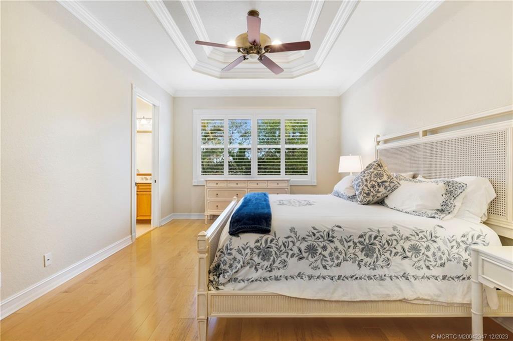 1000 N US Highway 1 803