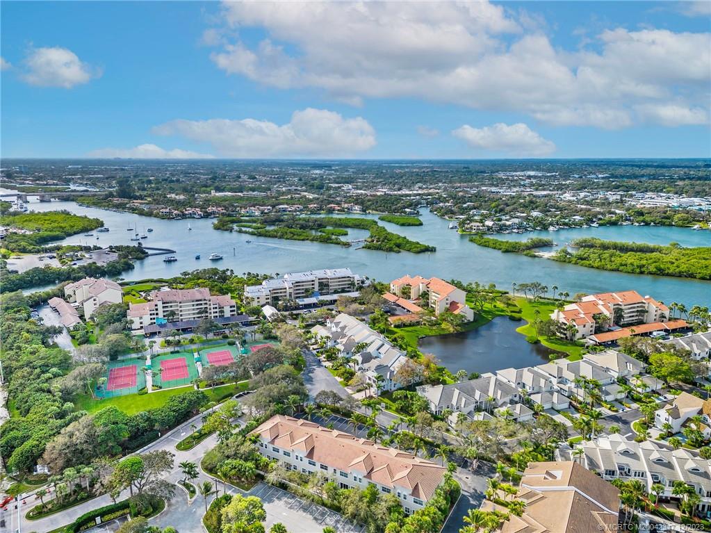 1000 N US Highway 1 803