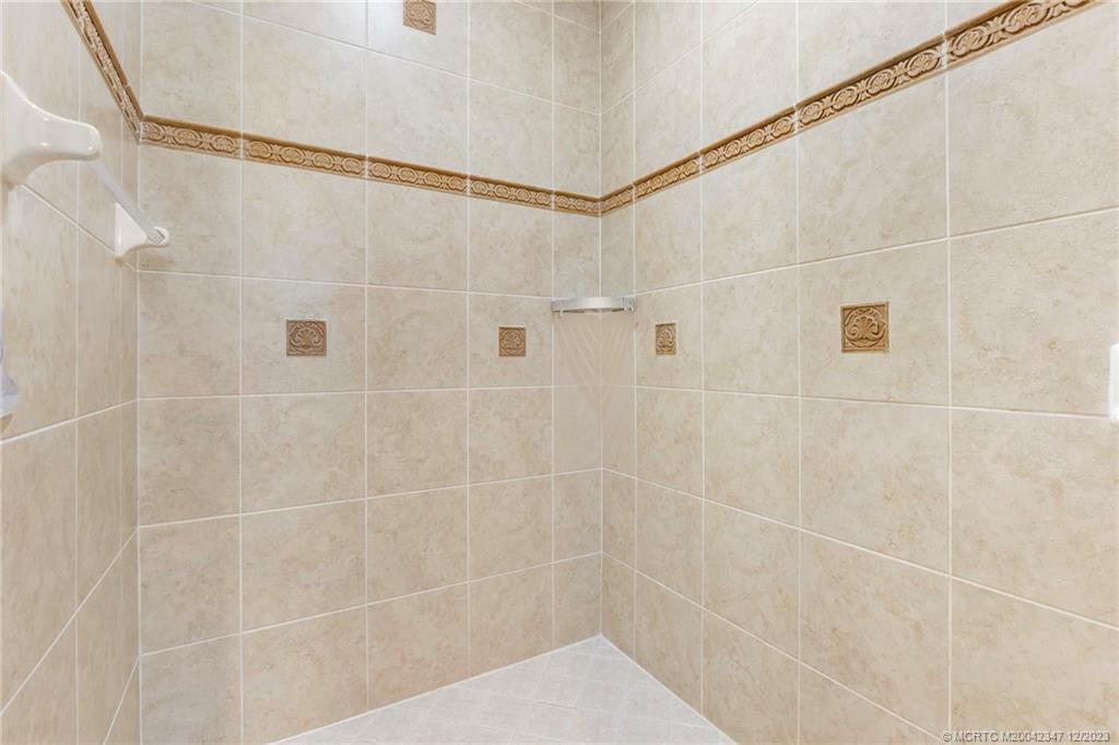 1000 N US Highway 1 803