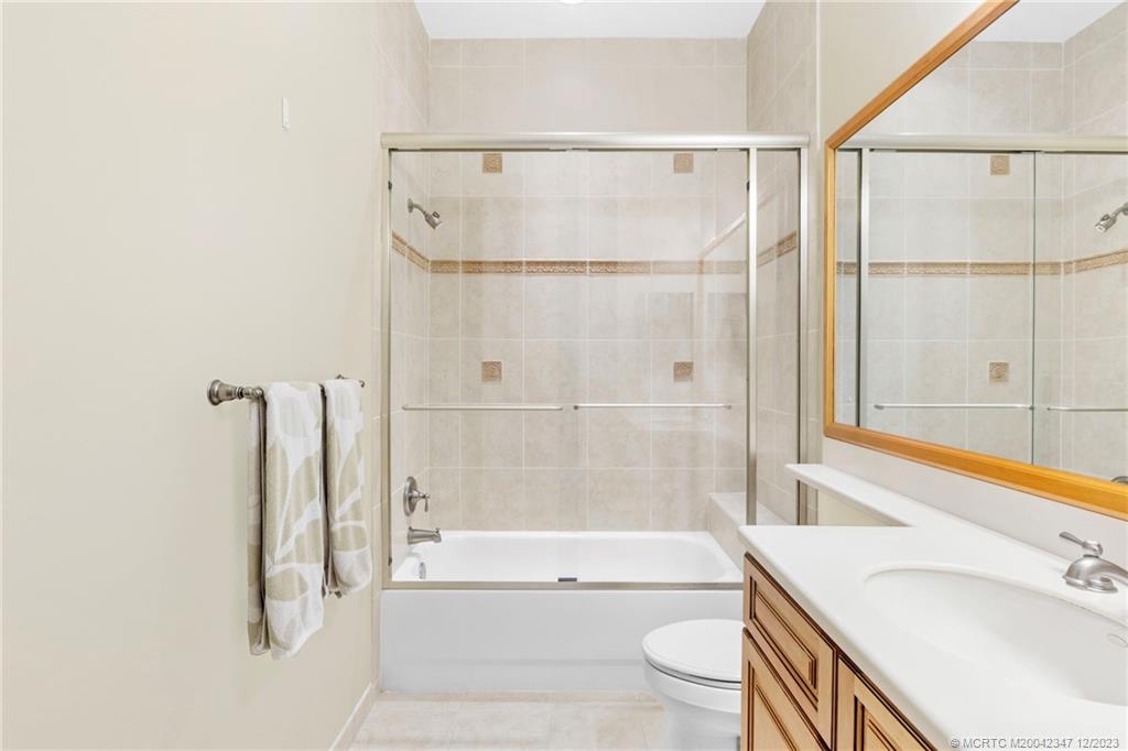 1000 N US Highway 1 803