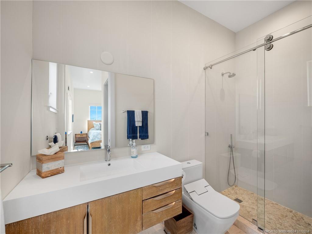 51 SE Seminole Street 401
