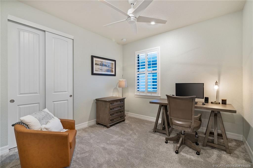 668 SE Villandry Way