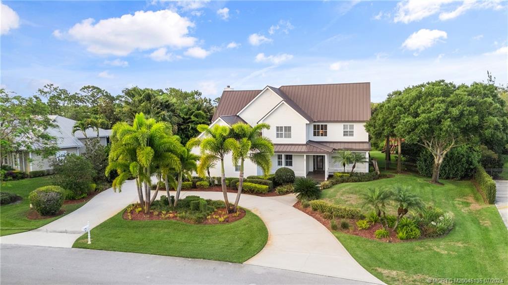 99 SW Wiregrass Ct