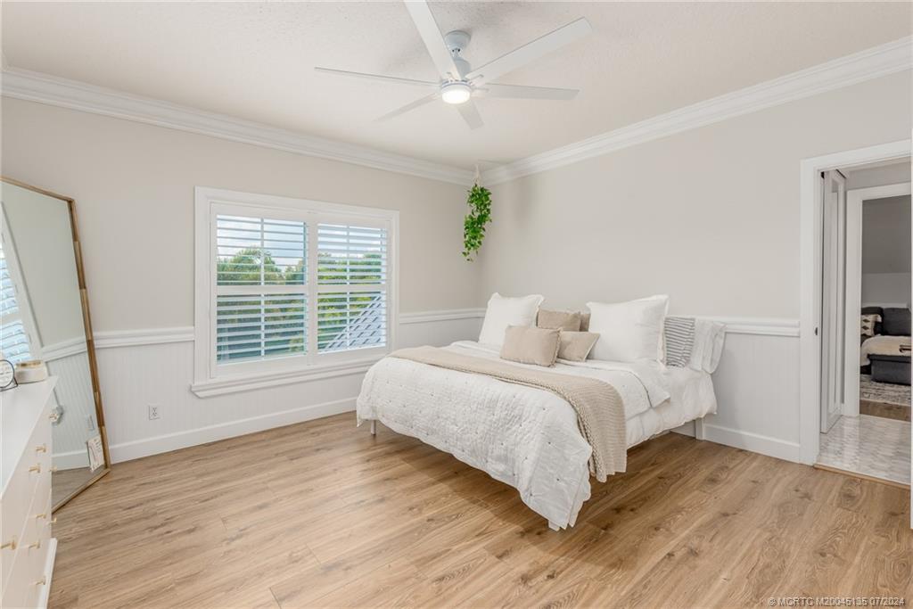 99 SW Wiregrass Ct