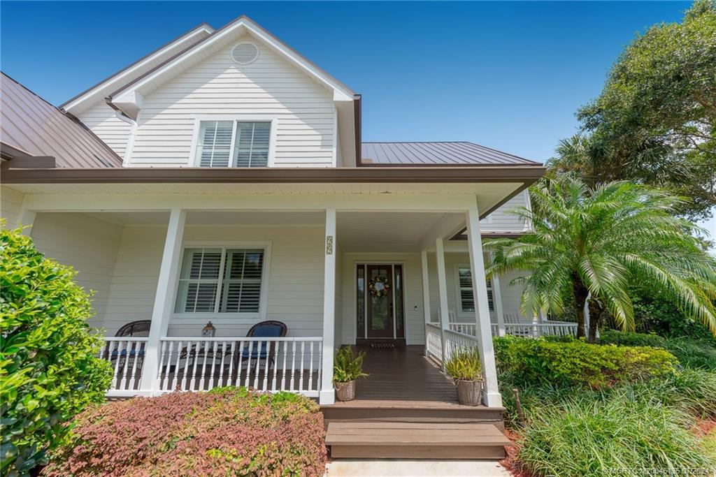 99 SW Wiregrass Ct