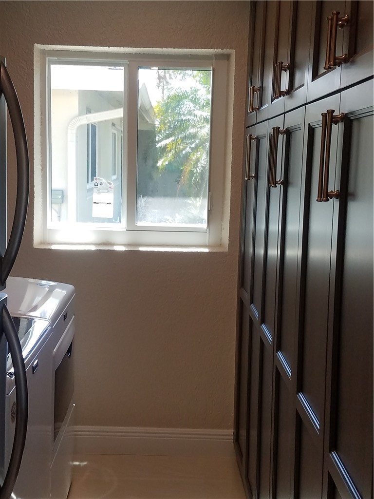 624 SW Saint Lucie Cres 105