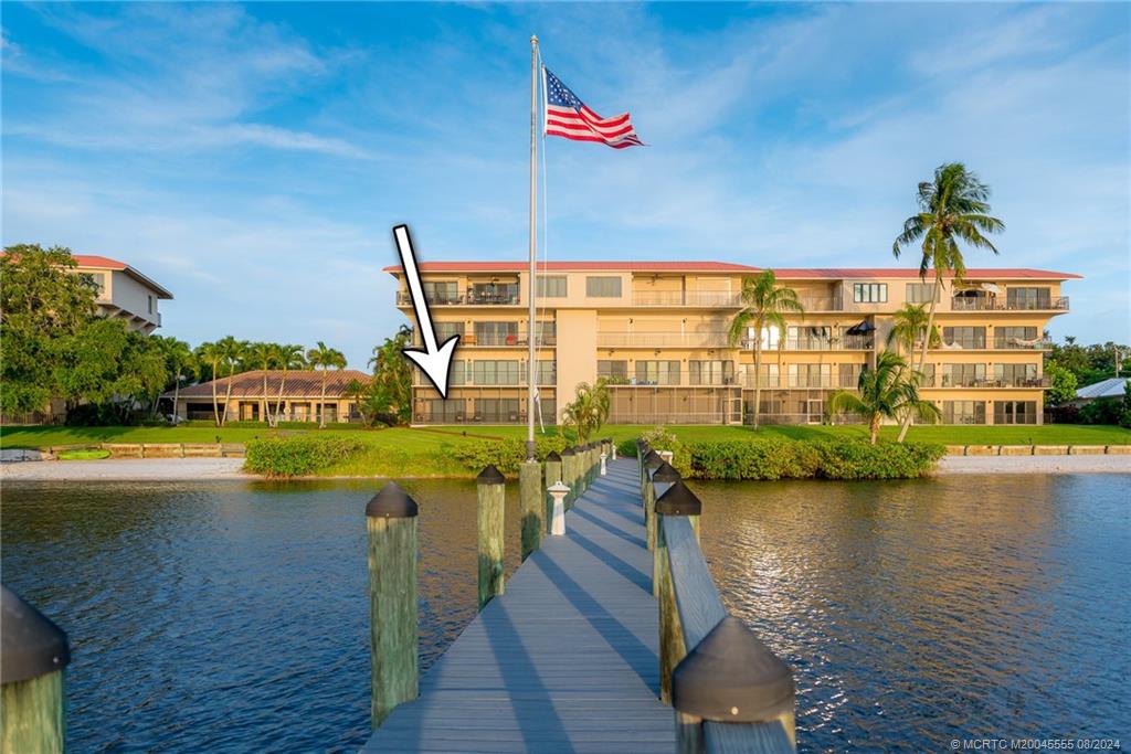 624 SW Saint Lucie Cres 105