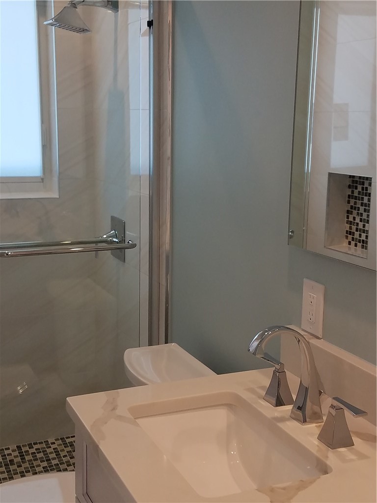 624 SW Saint Lucie Cres 105