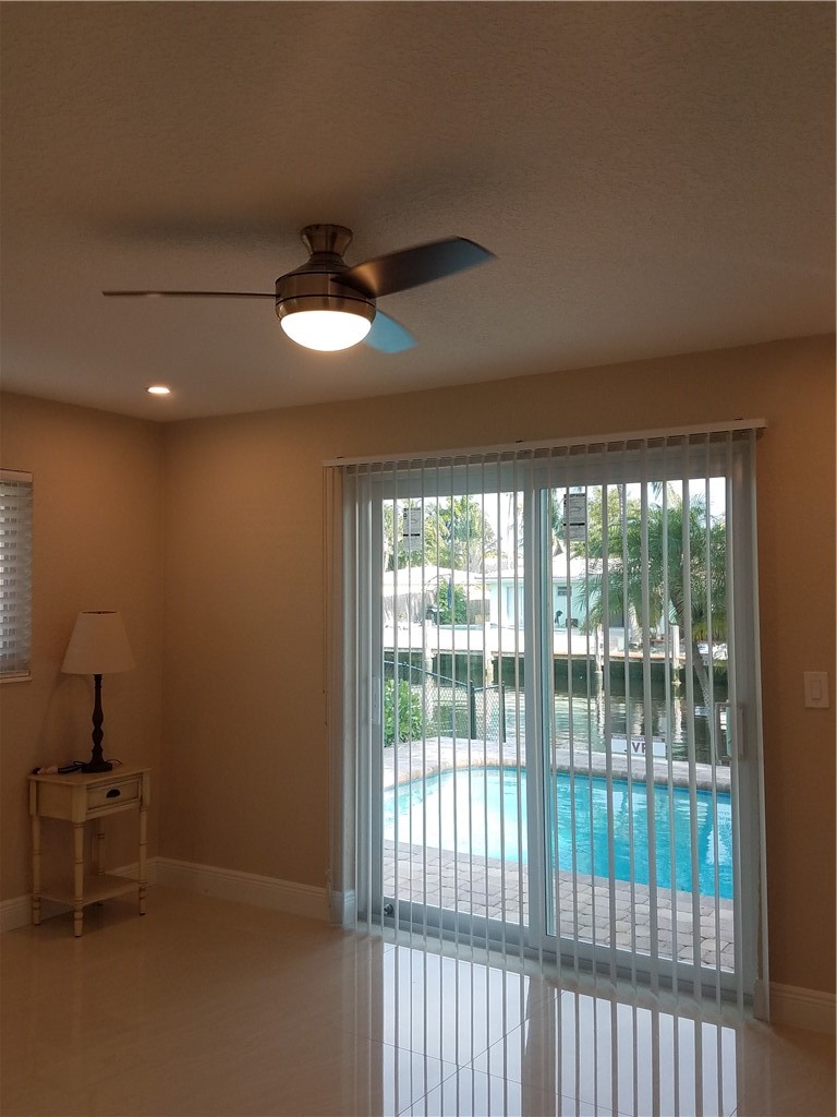 624 SW Saint Lucie Cres 105