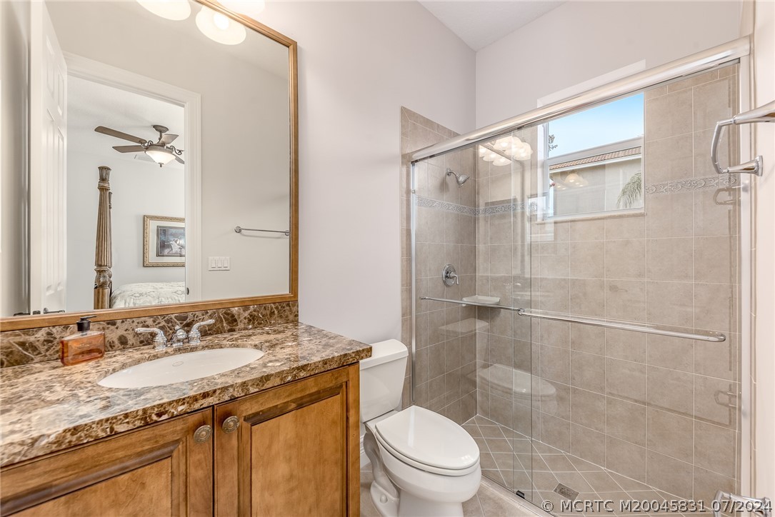 7403 SE Laque Circle