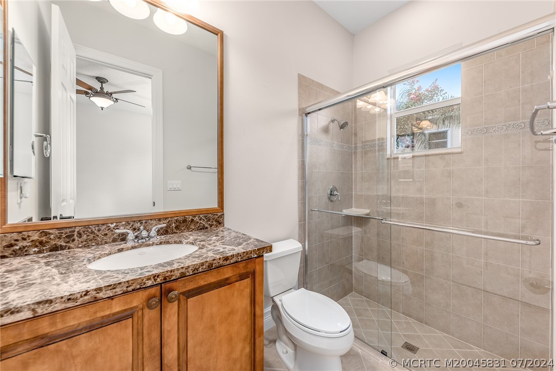 7403 SE Laque Circle