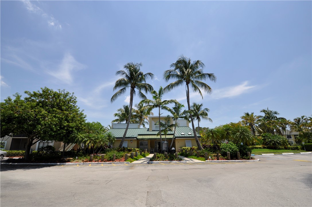 9600 S Ocean Drive 1401