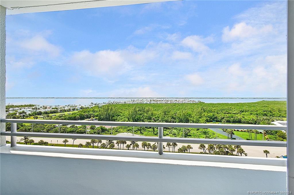 9600 S Ocean Drive 1401