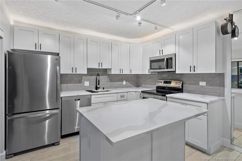 410 4th Terrace