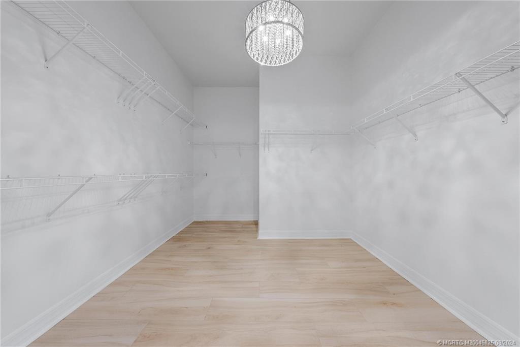 556 SW Sea Green Street