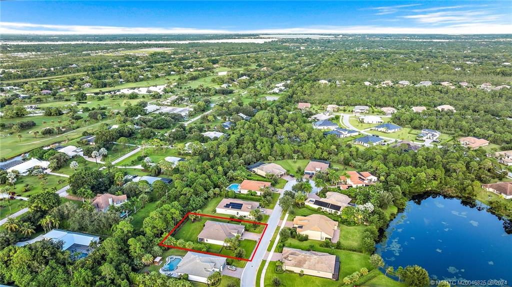 556 SW Sea Green Street