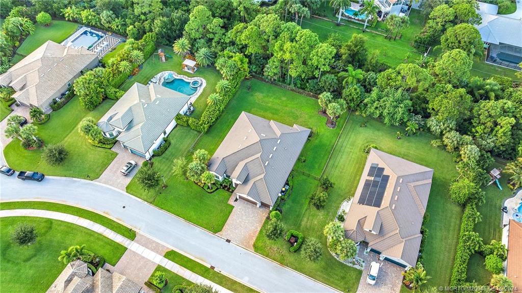 556 SW Sea Green Street