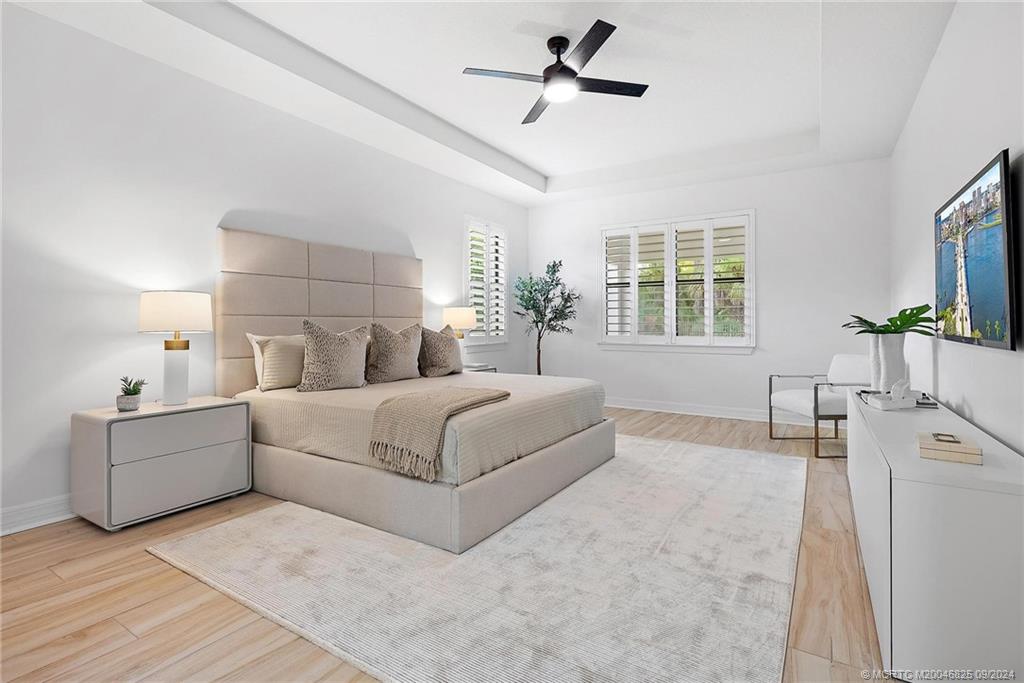 556 SW Sea Green Street