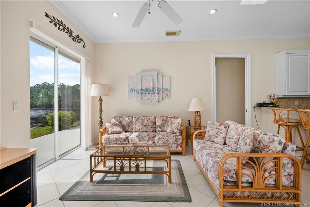 1081 SW Sand Oak Drive