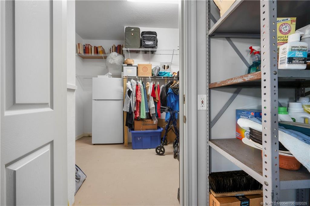 1081 SW Sand Oak Drive