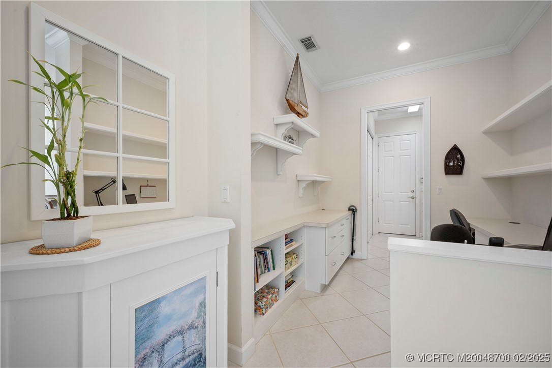 1081 SW Sand Oak Drive